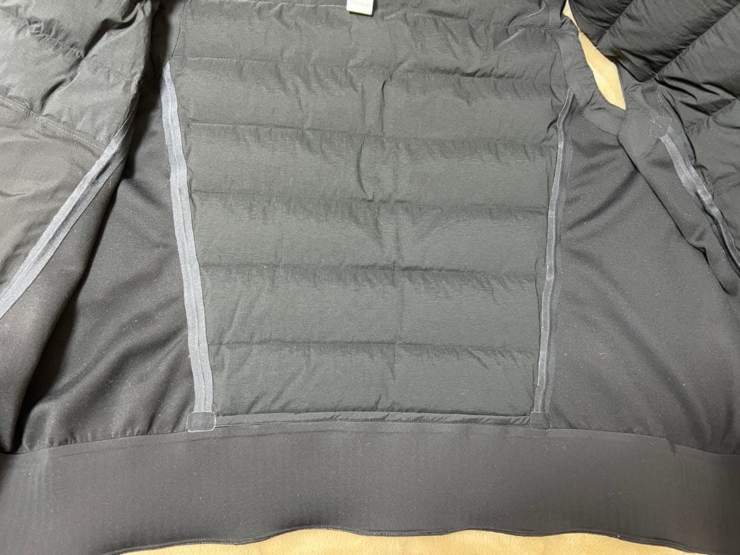 LuLuemon Down and Around ベスト ブラック サイズ8