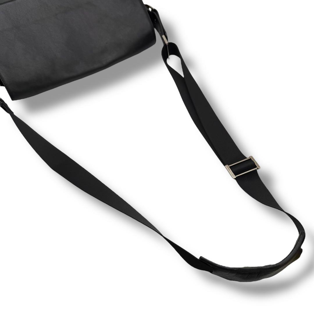 dunhill ダンヒル ショルダーバッグ レザー フラップ クロスボディ 黒
