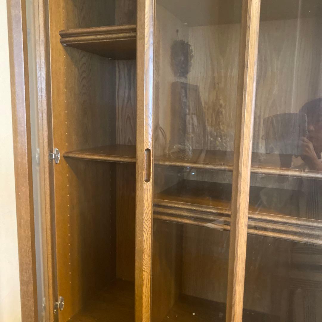 北海道家具　木製食器棚 ガラス扉付き　 11月4日まで出品