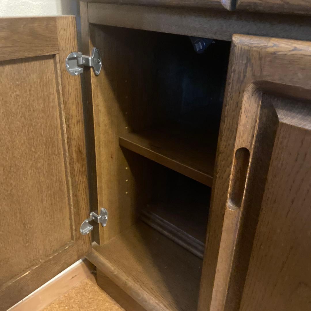 北海道家具　木製食器棚 ガラス扉付き　 11月4日まで出品