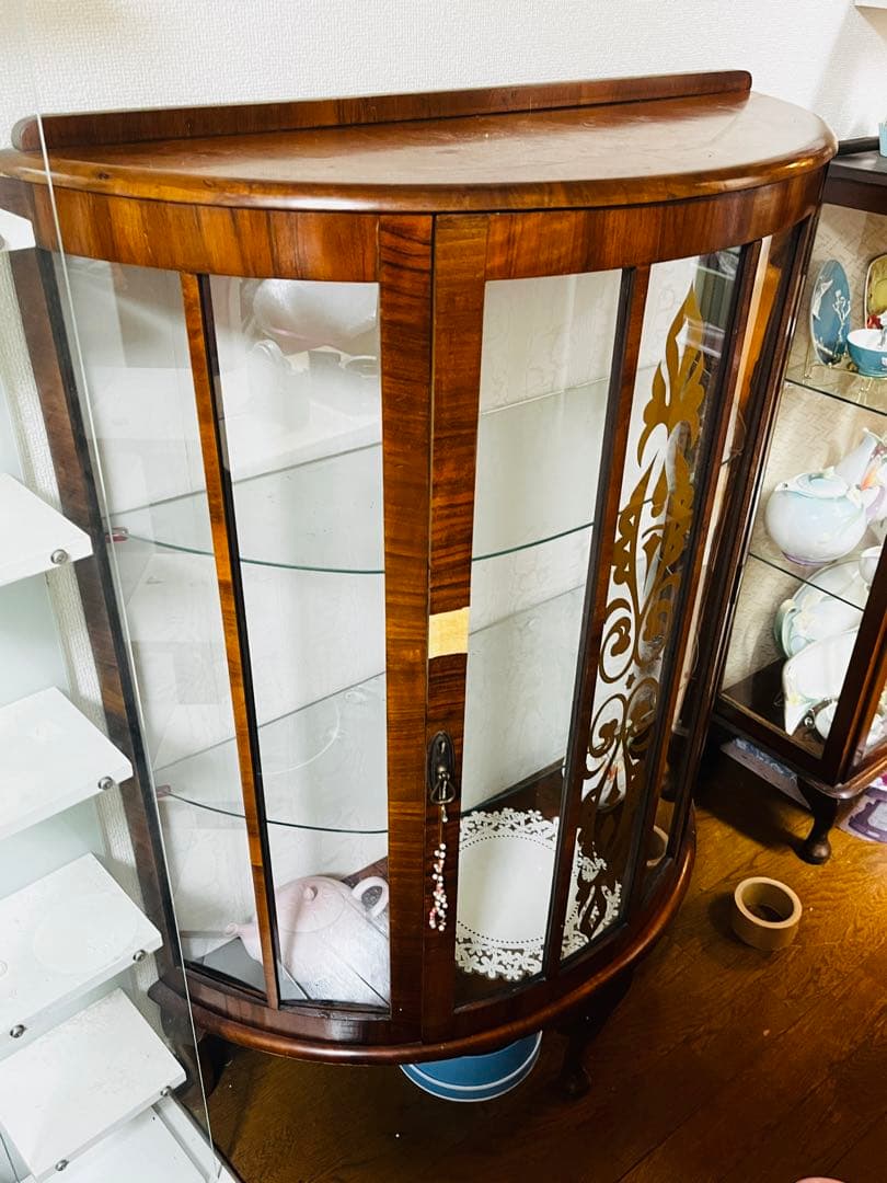 k*】様 アンティーク・ハーフムーンキャビネット【16日まで】