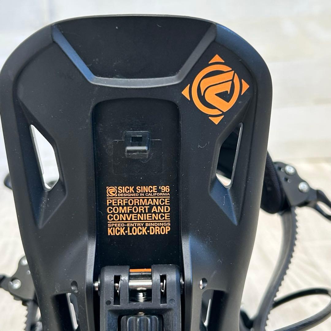 スノーボードバインディング　FLOW M-SERIES