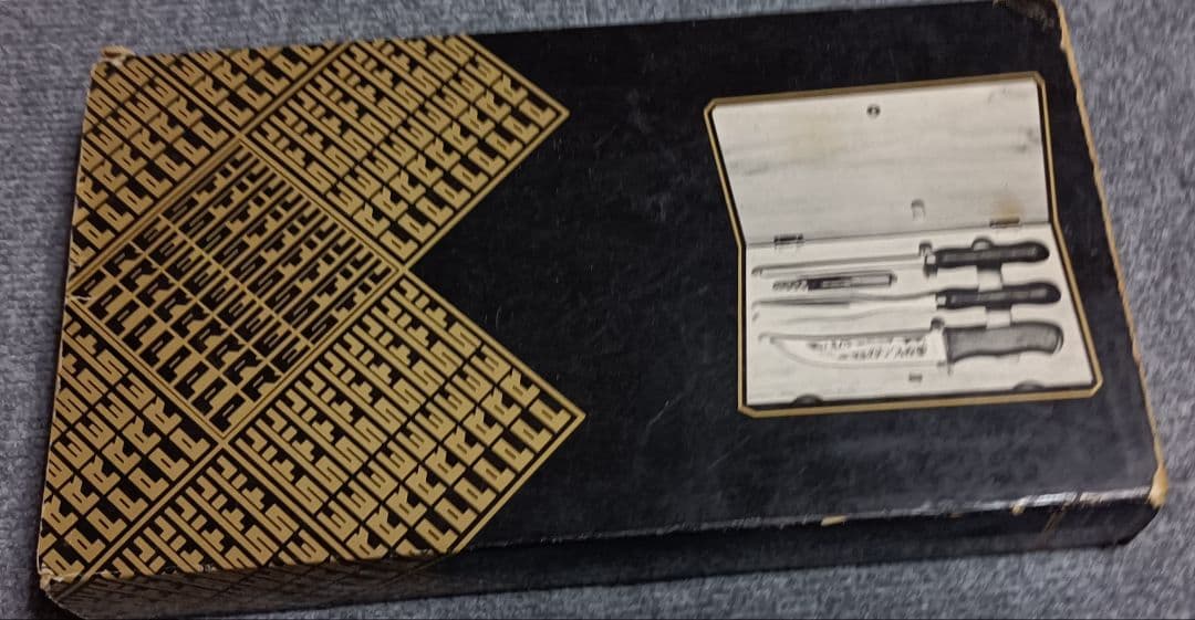 カービングナイフ？ セット 木製ケース付き