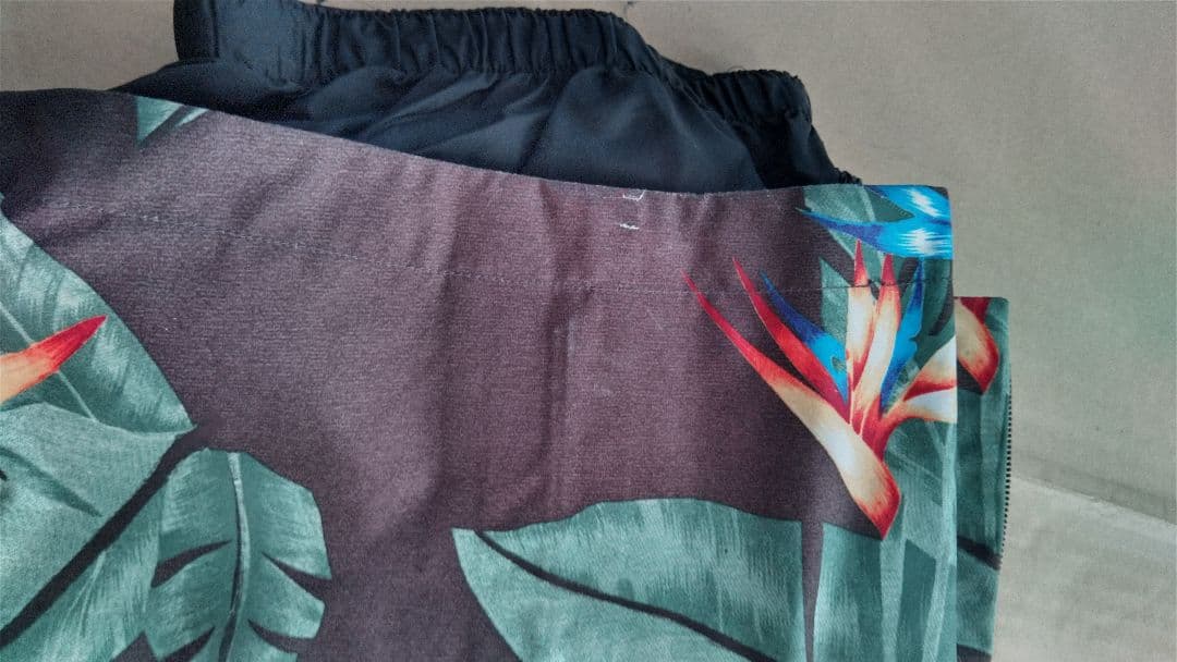 Burton ak　パンツ　M