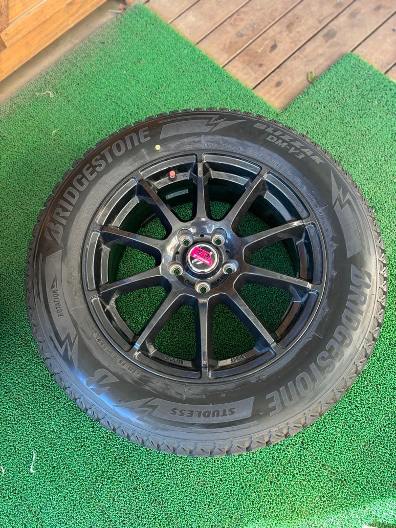 値下　ブリヂストン BLIZZAK DM-V3 225/65R17 スタッドレス