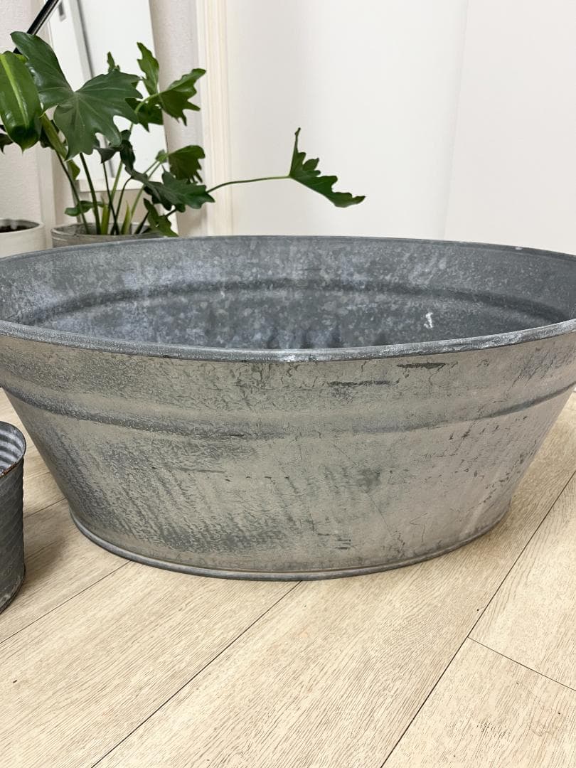 ビンテージ プランター 特大 タライ シルバー 鉄製 亜鉛メッキ