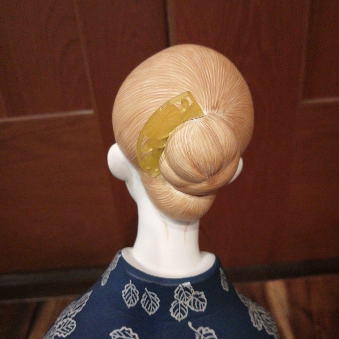 博多人形　 藍染の女 冨己子作