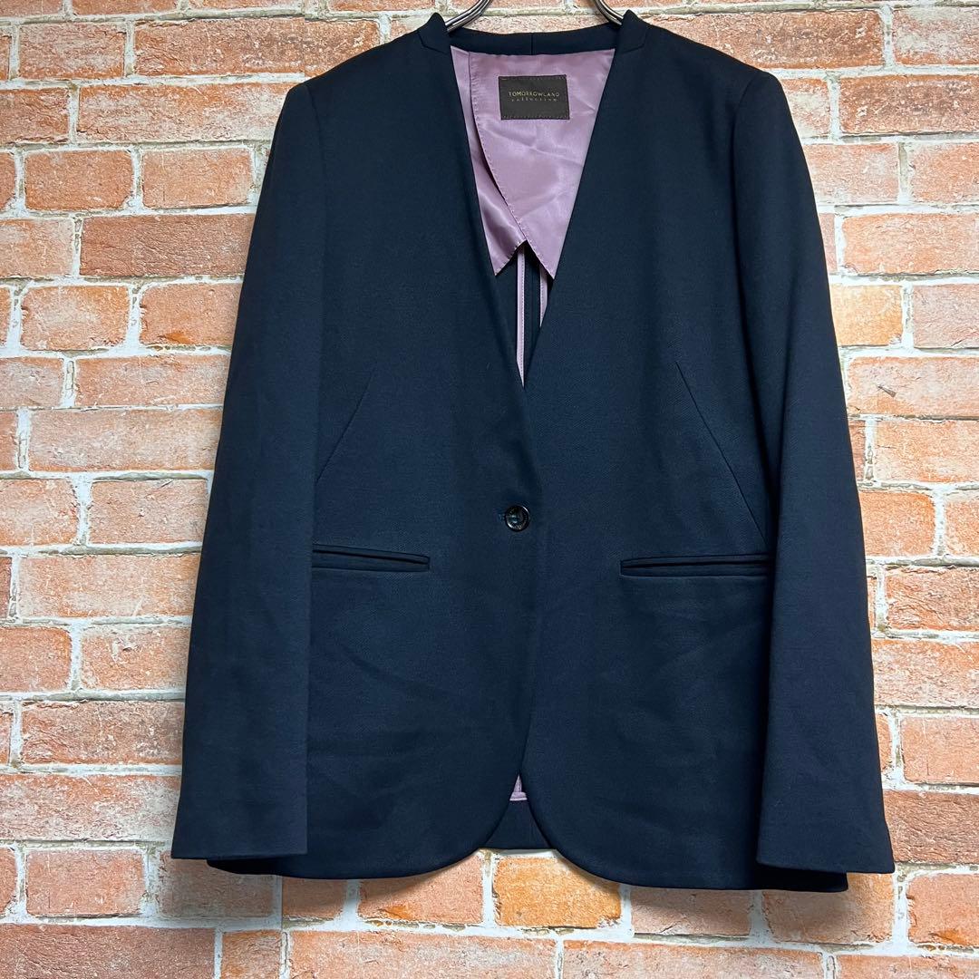 (極美品)トゥモローランドコレクション　ノーカラーパンツスーツセットアップ　紺