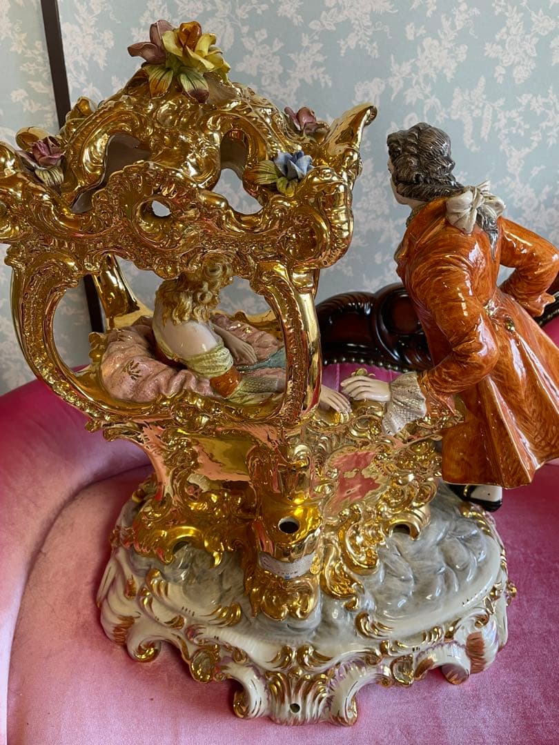 カポディモンテ？大型　ロココ バロック陶磁器 フィギュリン