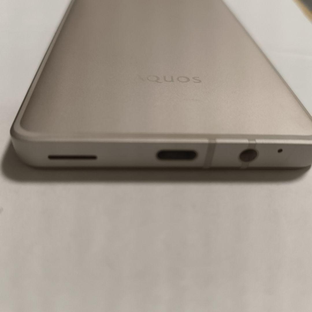 AQUOS SH-M26 スマートフォン 本体
