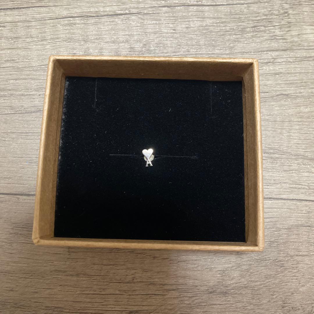 ami ハート型 シルバーピアス
