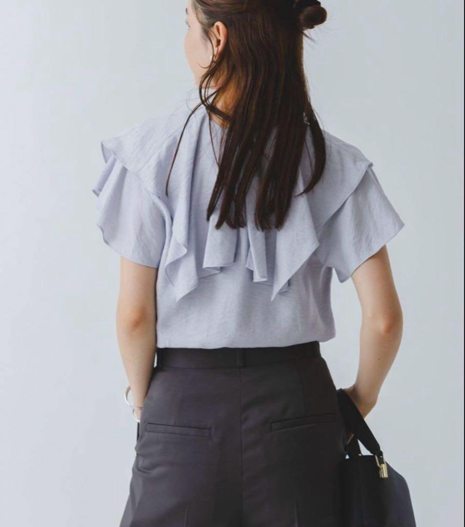 manaとなります。新品　Noble　ファジーリネン　半袖ブラウス　ブルー