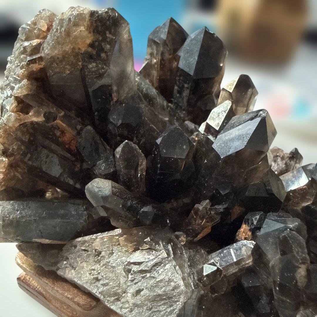 モリオン 原石 (台座付き)