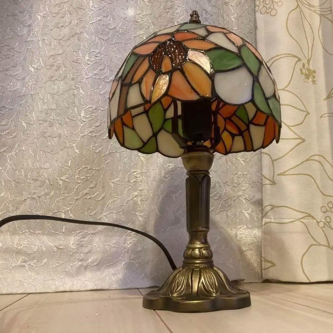 ステンドグラス☆ティファニー調ランプ☆暖色☆ひまわり☆テーブルランプ