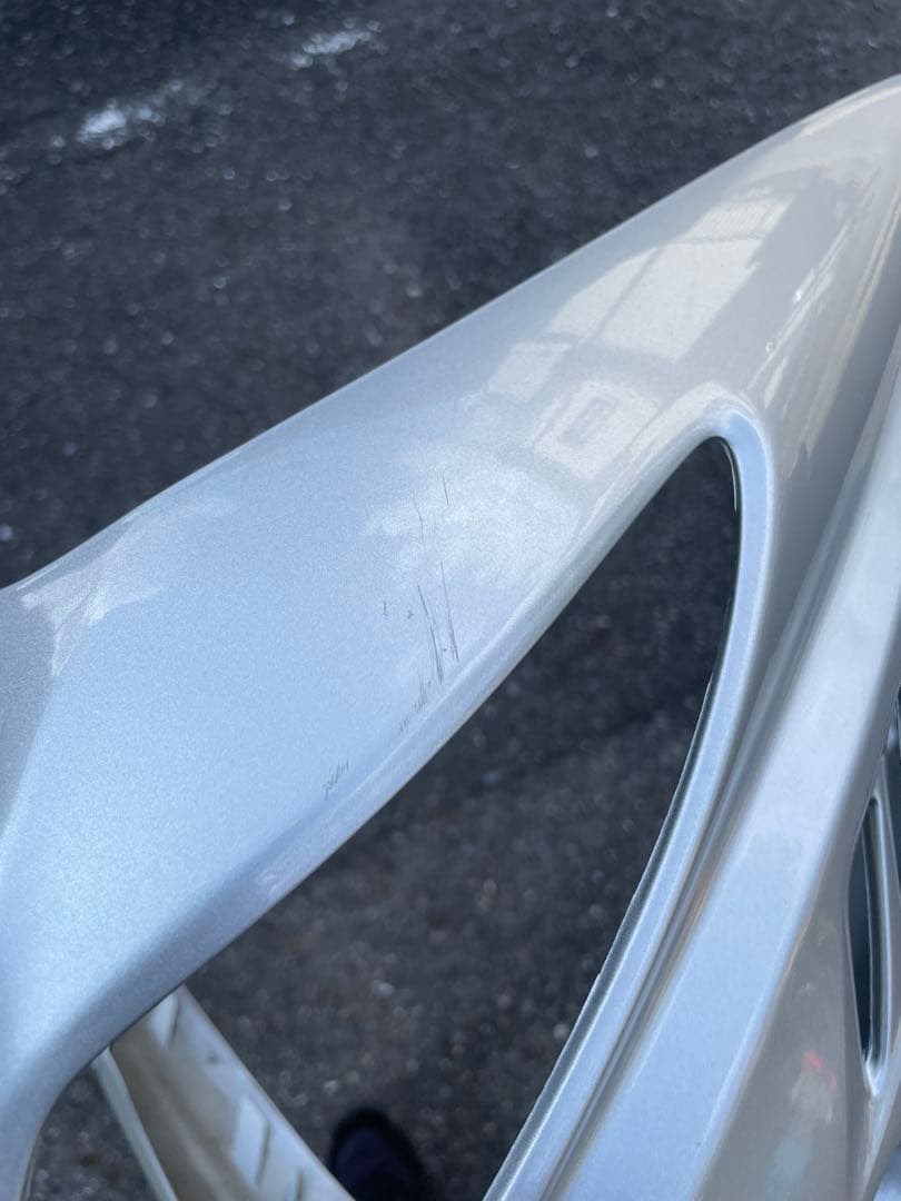 スズキ　アドレスv125s カウル シルバー