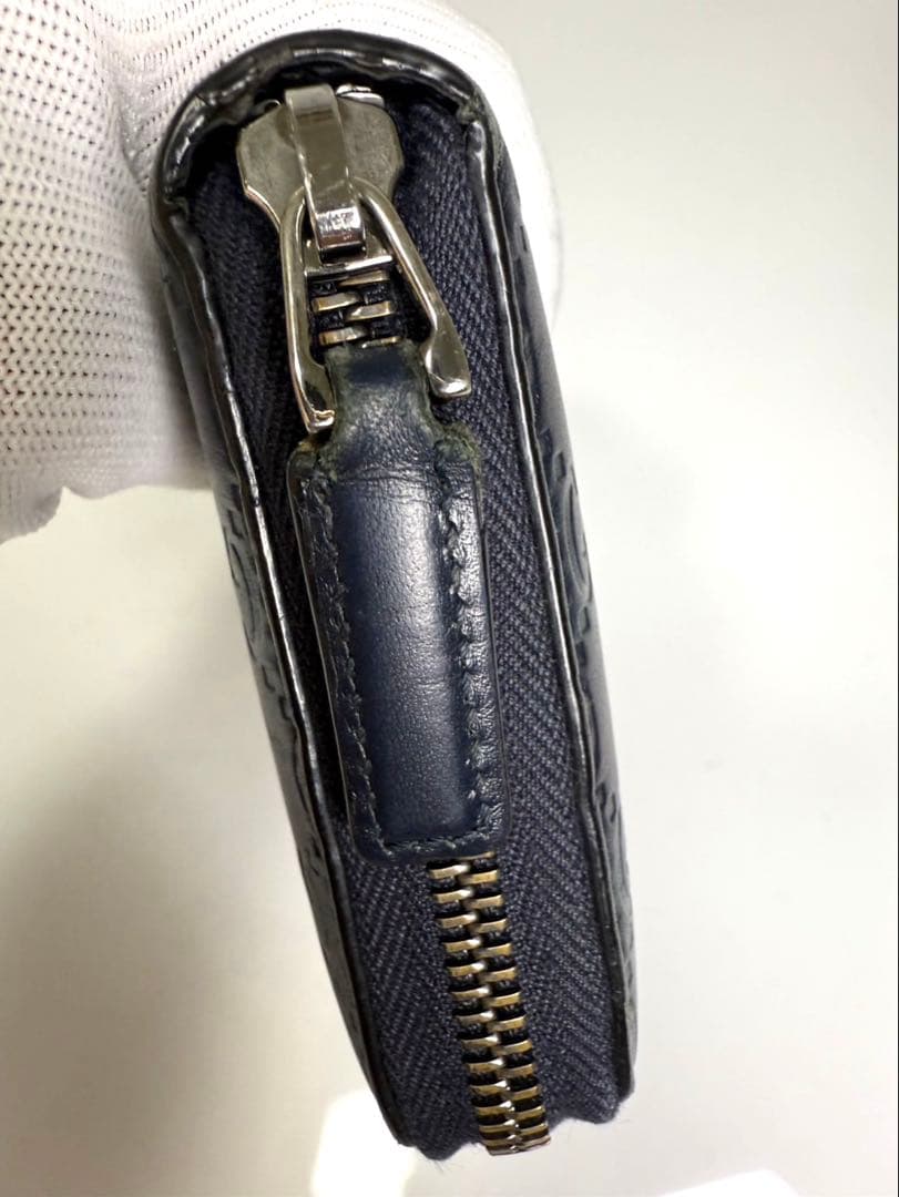 【美品】GUCCI GG シマ ラウンドファスナー　ネイビー人気のデザイン