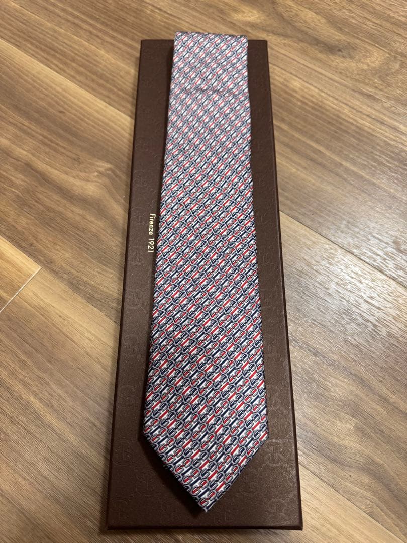 GUCCI グッチ ネクタイ シルク100% 箱付き 新品 正規品