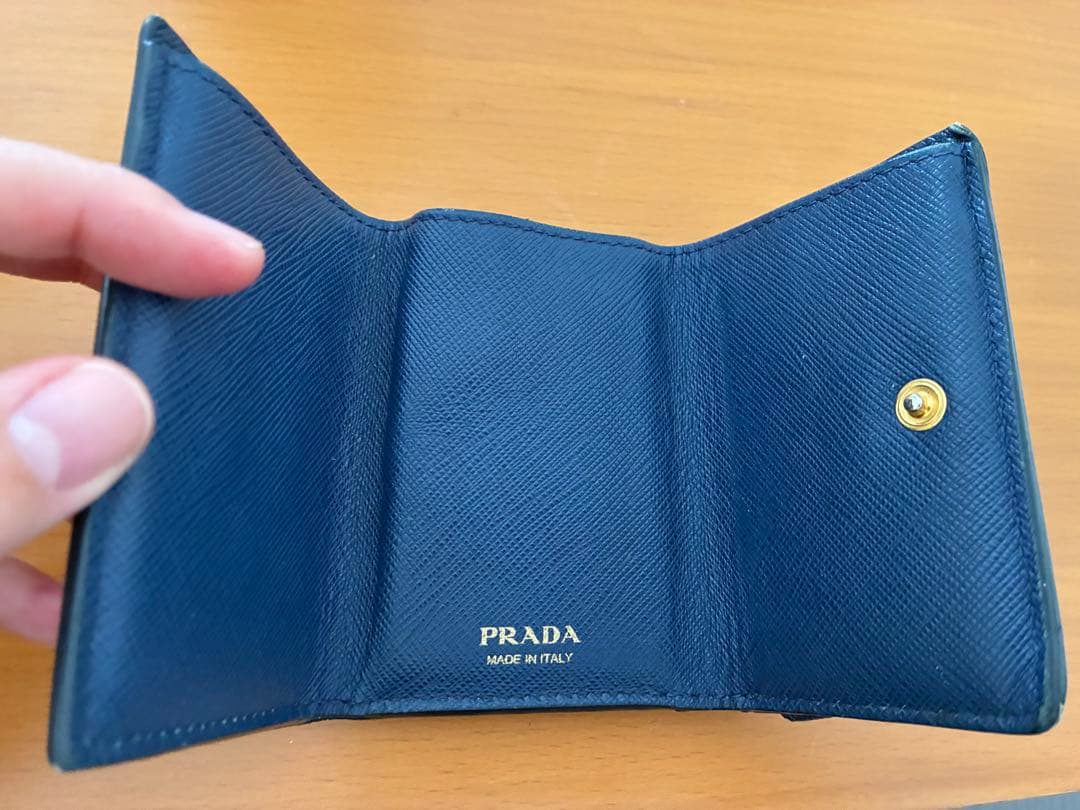 PRADA ネイビー 三つ折り財布