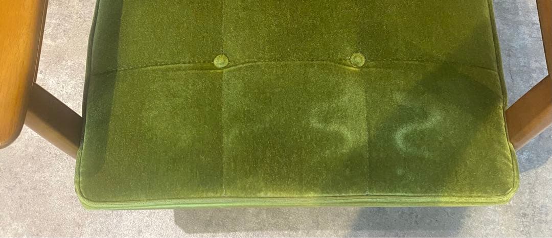 カリモク60 Kチェア　モケットグリーン　1シーター（送料5,000込）