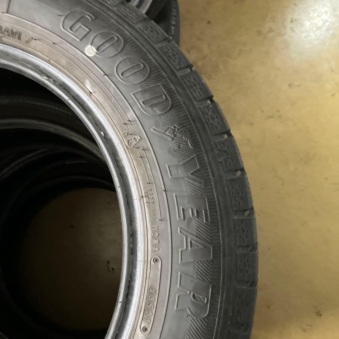 205/65R16 4本セット スタッドレス グッドイヤー ICENAVI7