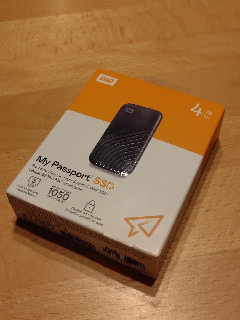 専用 使用極少 WD My Passport SSD 4TB