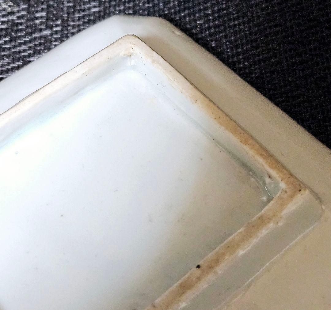 【名品古伊万里❗03】江戸時代前期　藍九谷　方身代り　墨弾き技法　花唐草文様皿