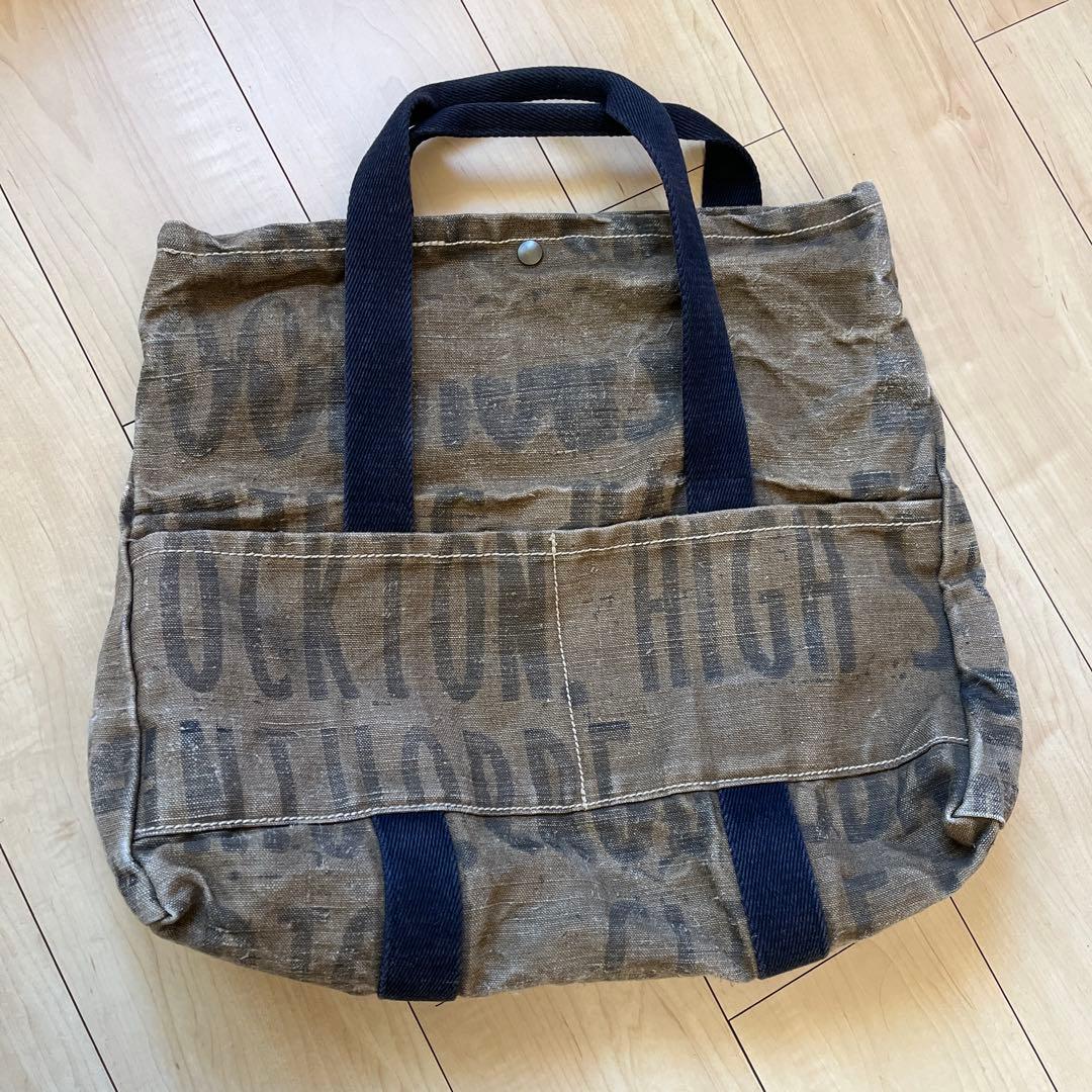 ブラウンキャンバストートバッグ