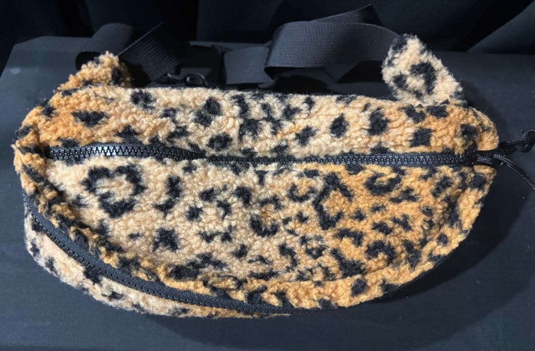 シュプリーム　レオパード　ボディバッグ