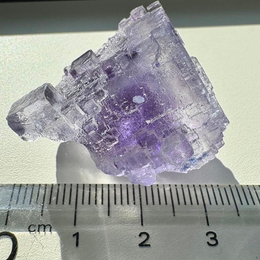 567 中国　新疆ウイグル自治区産　フローライト