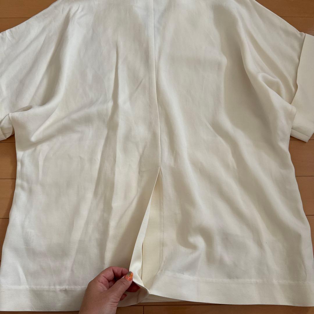 アダムエロペ　ショートシャツジャケット　キナリ　完売アイテム　オーバーサイズ