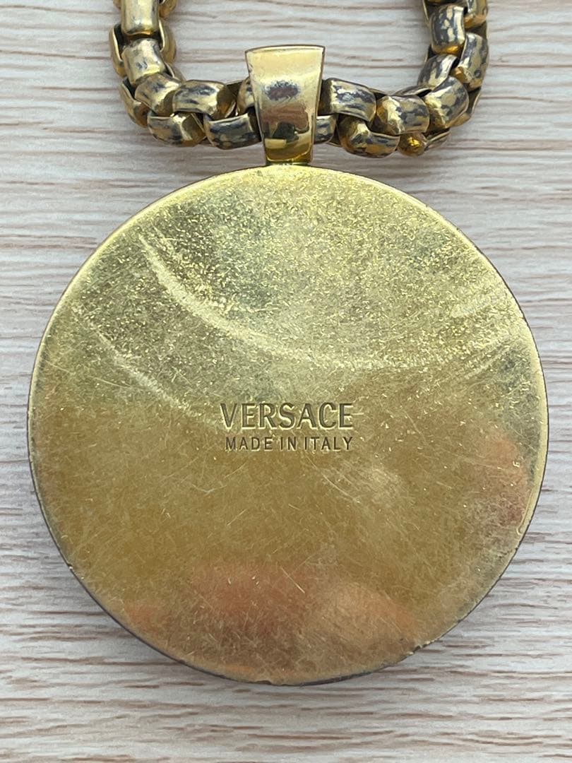 VERSACE メダリオンペンダントネックレス