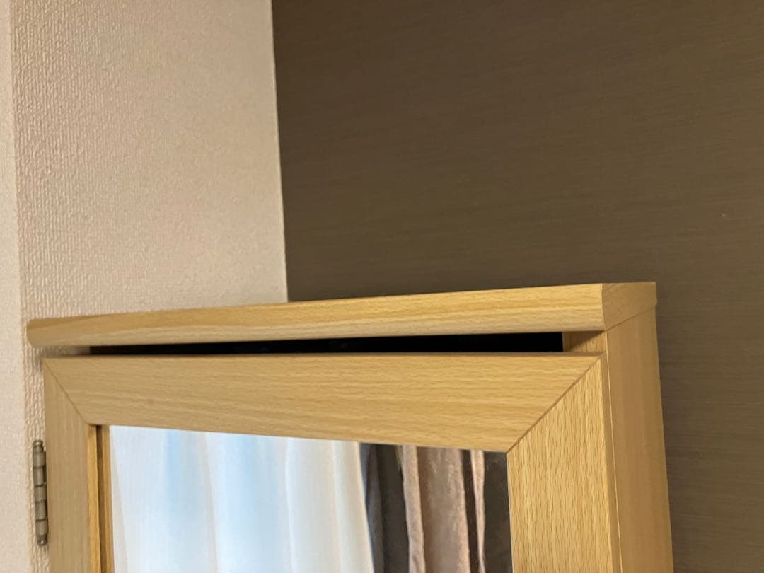 【送料込み/組み立て不要】木製ミラー付き収納ラック（ナチュラル）