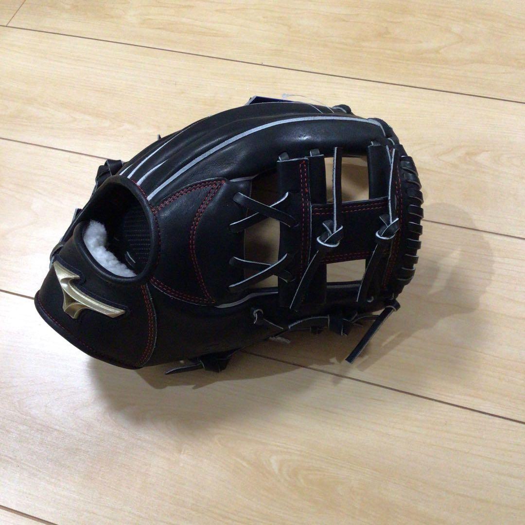 ミズノ　硬式　グローブ　グローバルエリート　新品未使用タグ付き　収納袋付き