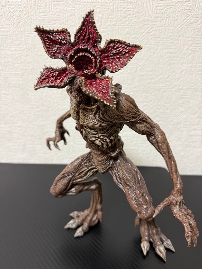 ストレンジャーシングス　デモゴルゴンフィギュア　一番くじA賞・ラストワン賞セット