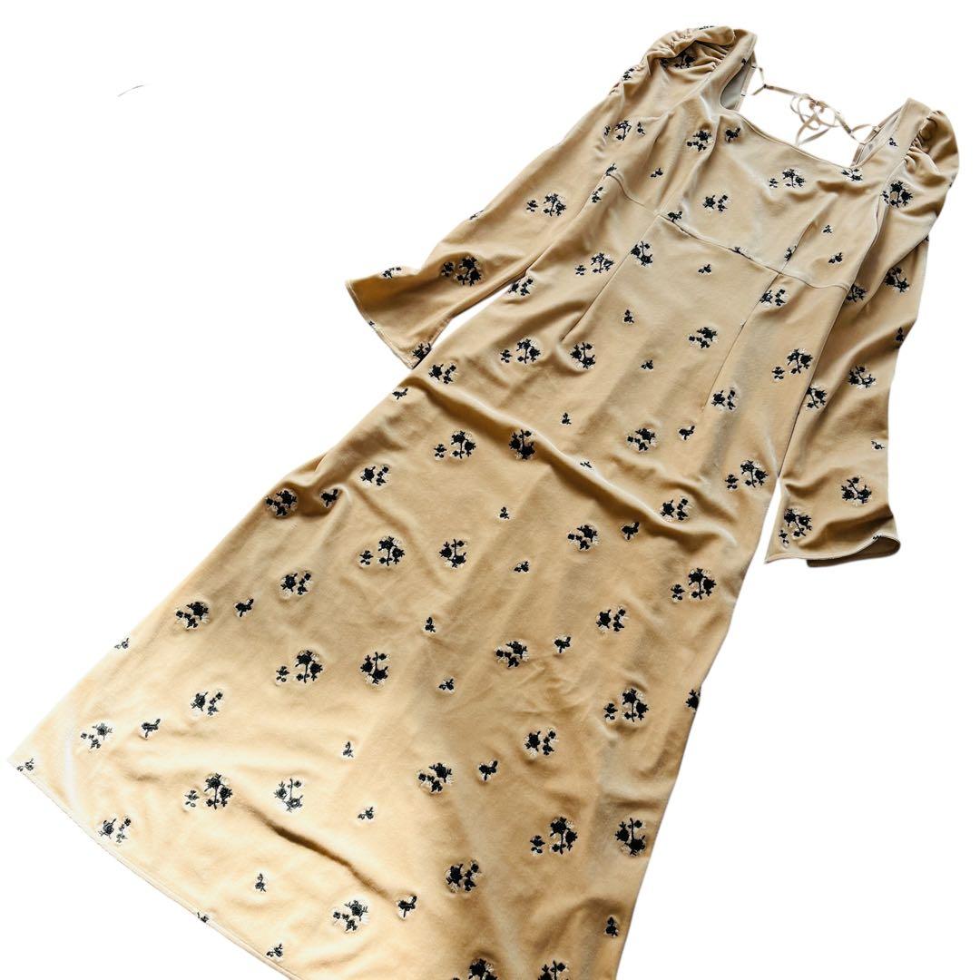 美品　FRAY I.D 完売24AW スクエアネックベロア刺繍OP