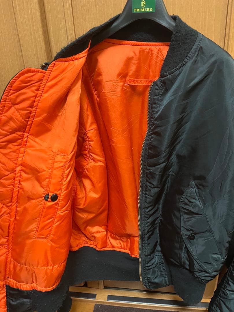 MA-1スタイル ブラックジャケット