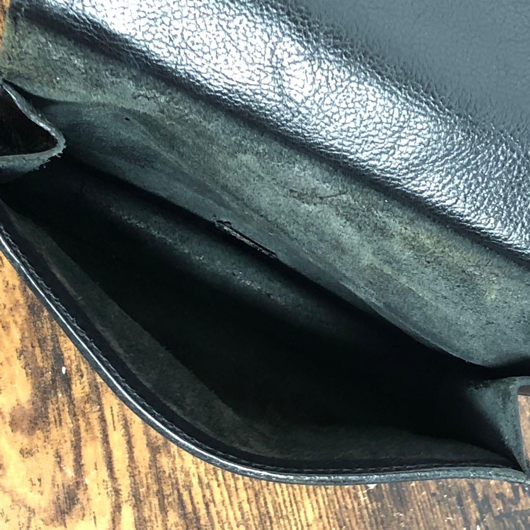 イルビソンテ ウエストポーチ ウエストバック レザー ブラック