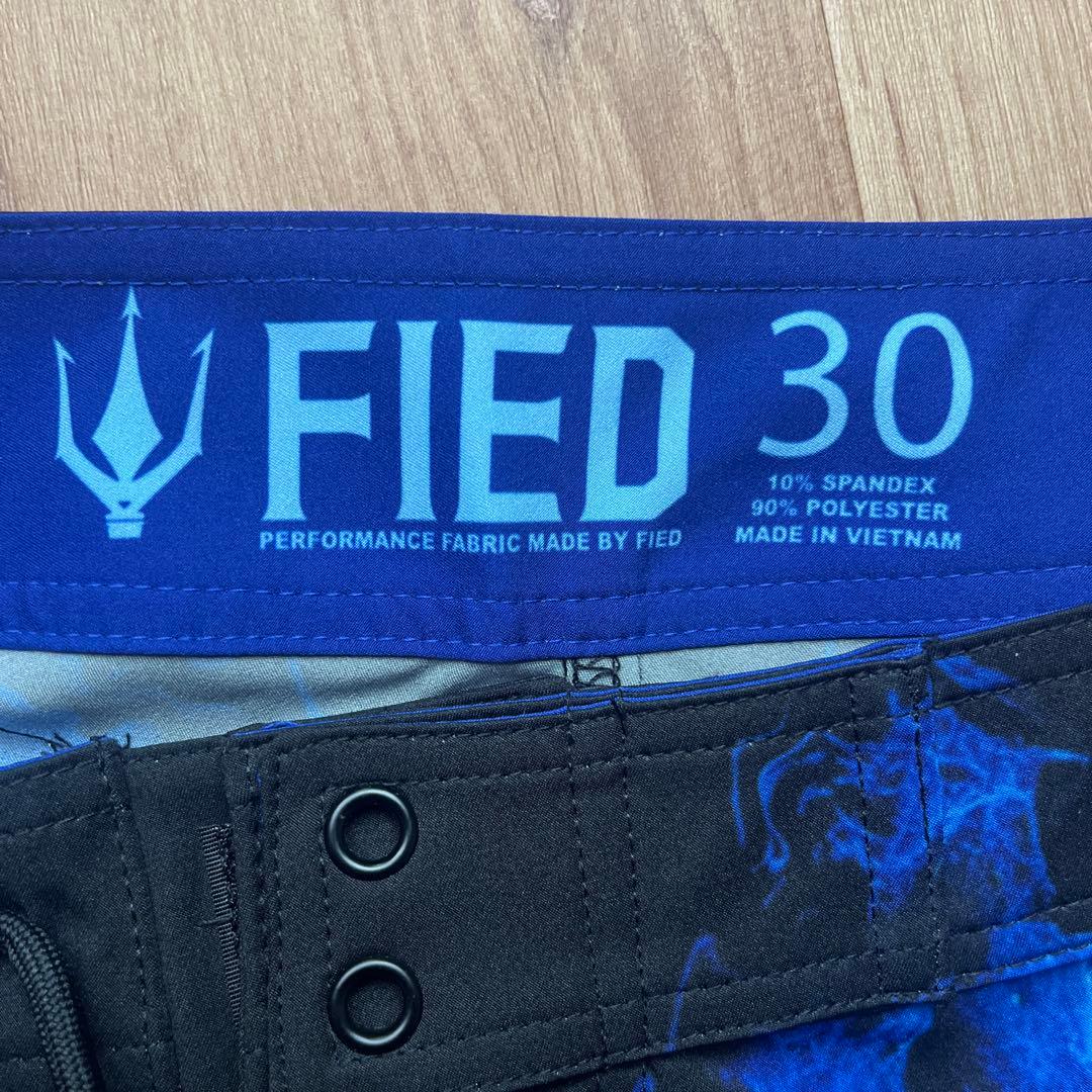 FIED 水着 30サイズ 青黒 フィジーク