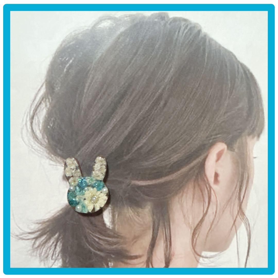 No 856❣️大人可愛いレジンヘアゴム❣️かすみ草❣️♪(๑ᴖ◡ᴖ๑)♪
