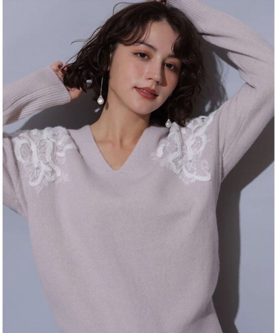 【いいね不要】Arpege Story ショルダーレースVネックニット