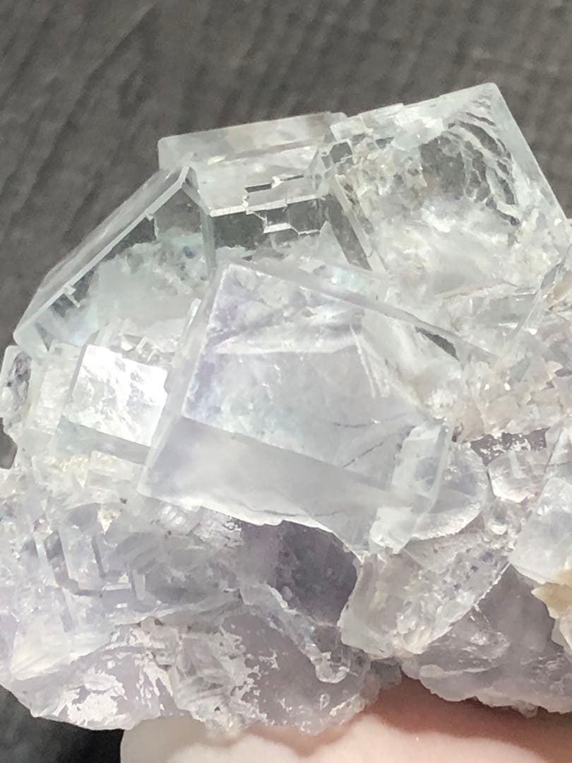 レア　✳ ガラス様な　薄いグリーン　透明感拔群　フローライト 蛍石