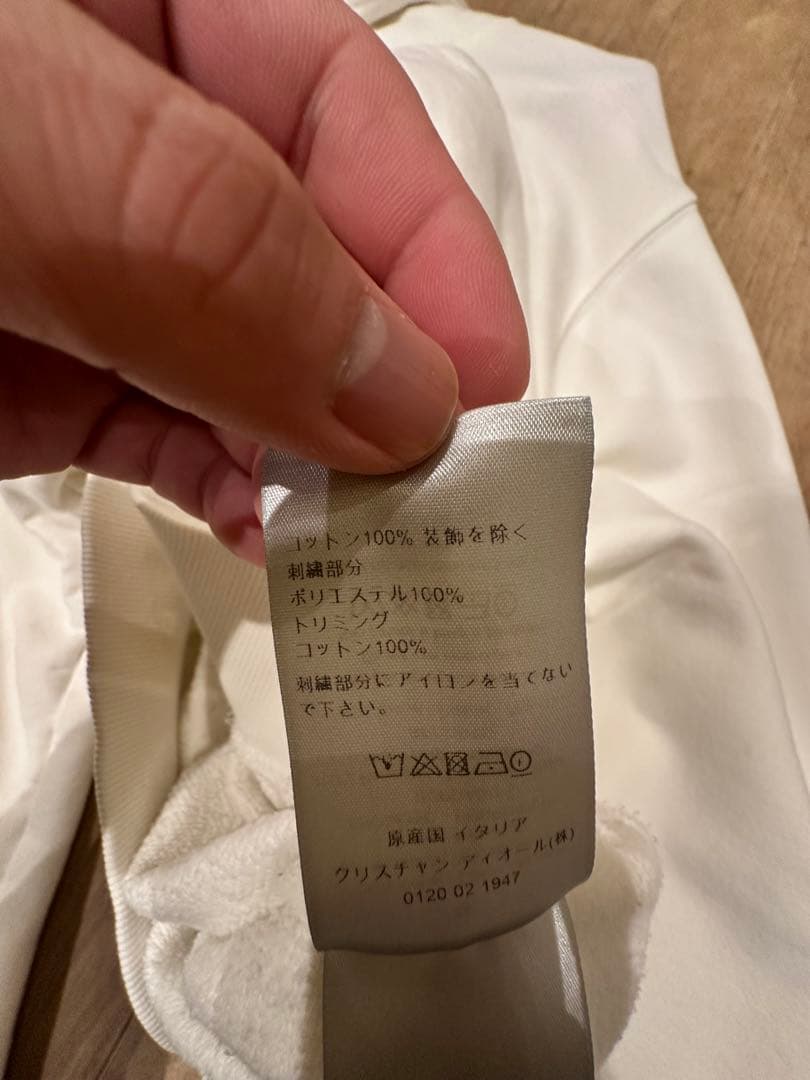 Christian Diorホワイト パーカー 星とバラ刺繍2024