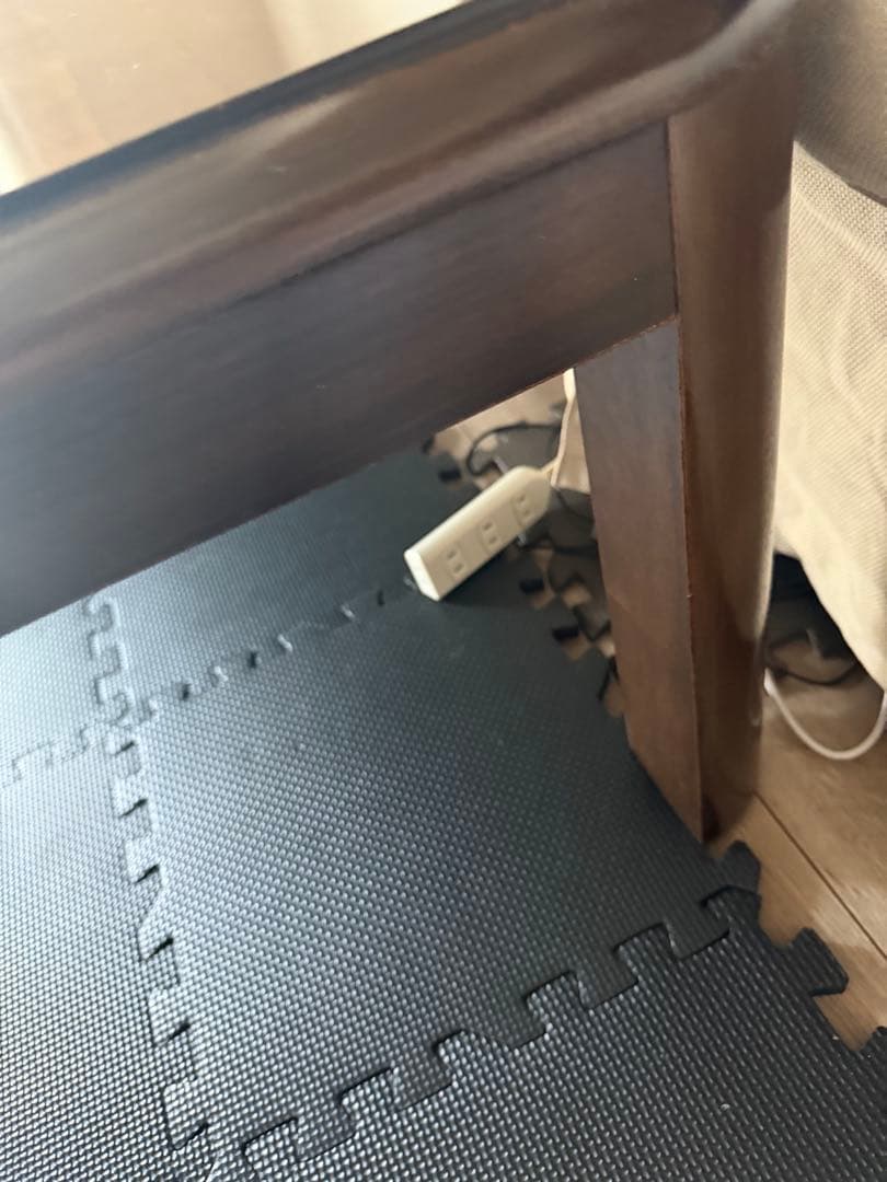 売れない場合処分　組み立て式　丈夫な簡易テーブル