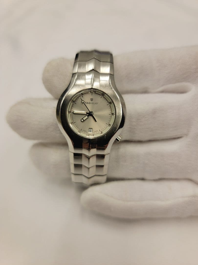タグホイヤー　クォーツ ステンレススチール 時計 シルバー