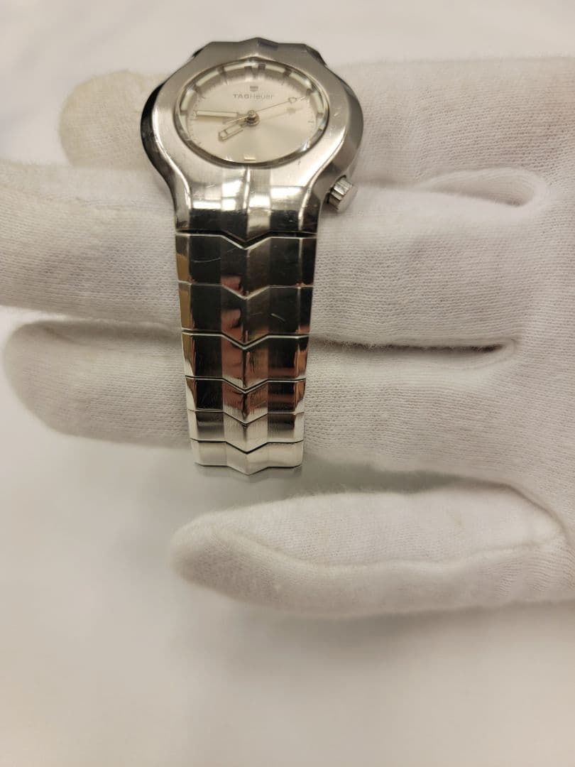 タグホイヤー　クォーツ ステンレススチール 時計 シルバー