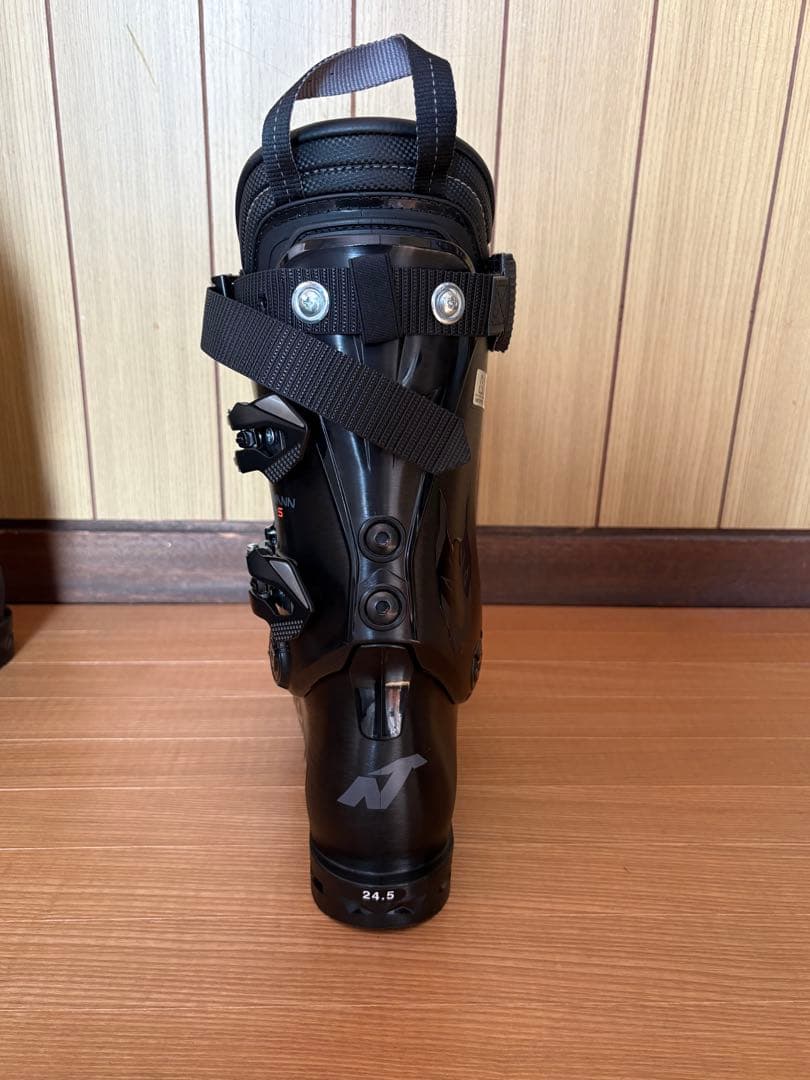 【未使用】ノルディカ ドーベルマン5RD-S 24.5cm