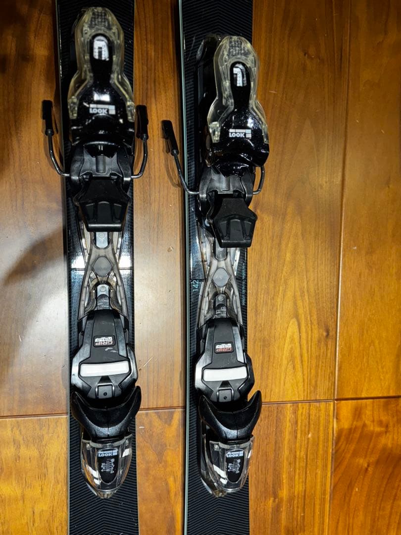 美品　ロシニョール NOVA6 スキー板セット142cm