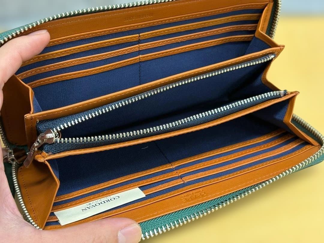 未使用プレリーPRAREラウンドファスナー長財布★コードバン日本製★A25661