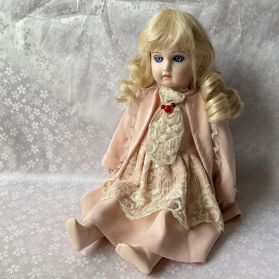 人形用ドレス(豪華なレース付き) 洋人形用洋服とボネセット　和人形にも可愛い服