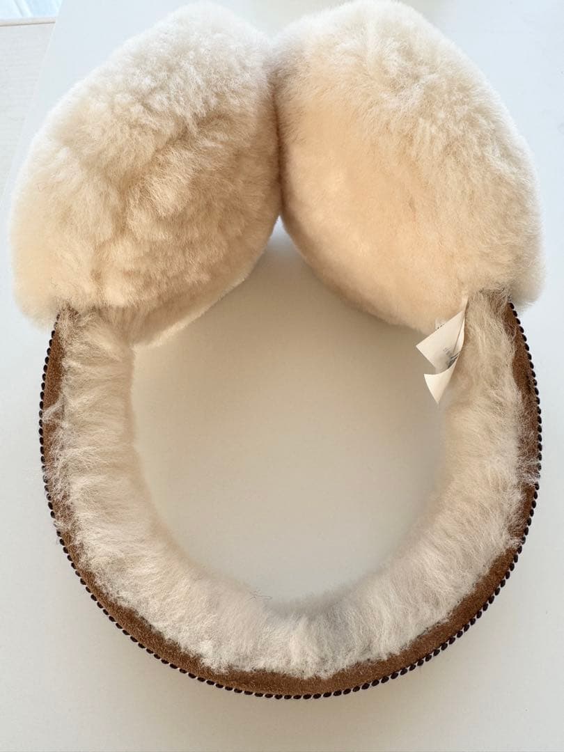UGG イヤーマフ／イヤマフ／フィンランド旅行用に購入・ほぼ未使用
